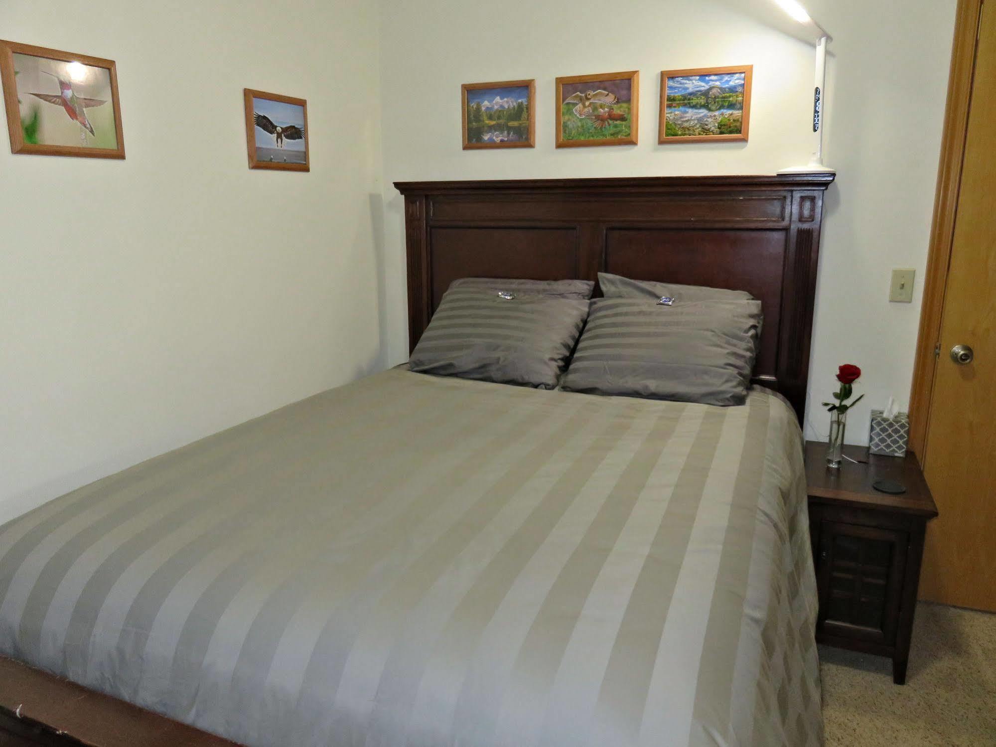 Mein Haus Bed & Breakfast Avon Exterior photo